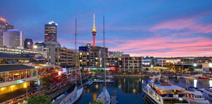 sunset-at-viaduct-harbour_78089-2